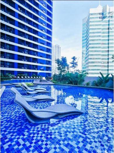 Апартаменти Air Luxury Makati Cbd With Balcony Маніла Екстер'єр фото