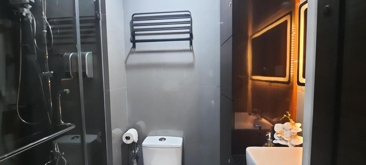 Апартаменти Air Luxury Makati Cbd With Balcony Маніла Екстер'єр фото